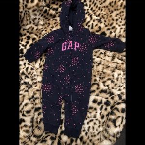 Gap one piece 3-6 months